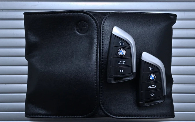BMW Seria 5 cena 95000 przebieg: 194000, rok produkcji 2018 z Poznań małe 529